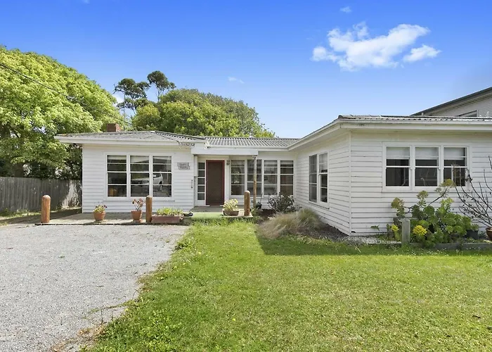 Ultimate Beach Retreat Aus
